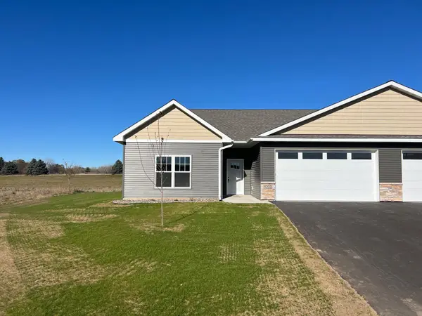1203 Poppy Court, New Richmond, WI 54017