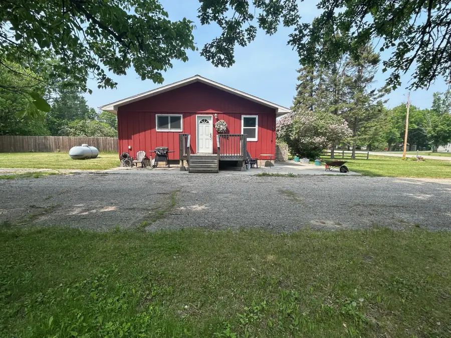 518 Main Street W, Kelliher, MN 56650 - Image #2