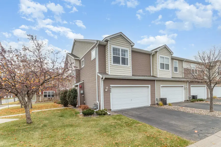 9640 Scott Circle N, Brooklyn Park, MN 55443 - Image #2