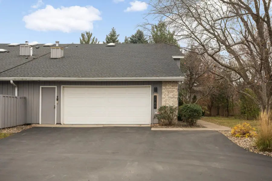 1166 Kingsley Court S, Mendota Heights, MN 55118 - Image #3