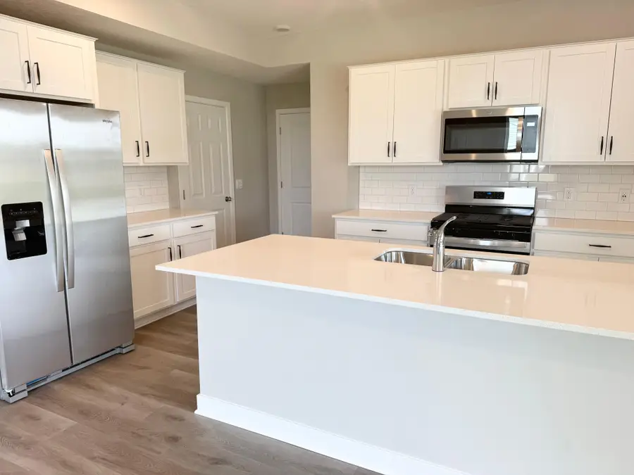 939 Redfield Circle, Delano, MN 55328 - Image #3