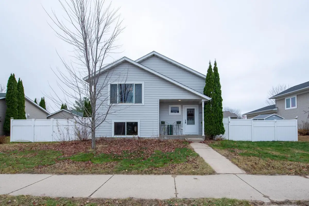 1006 Wettergren Street, Saint Peter, MN 56082 - Image #1