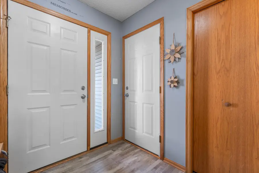 807 5th Avenue Nw, Dodge Center, MN 55927 - Image #2