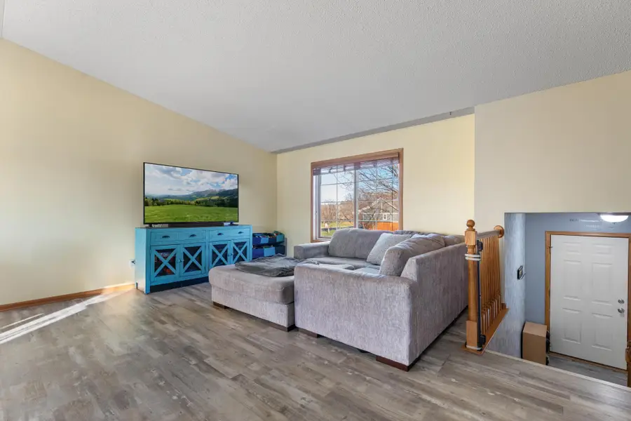 807 5th Avenue Nw, Dodge Center, MN 55927 - Image #3