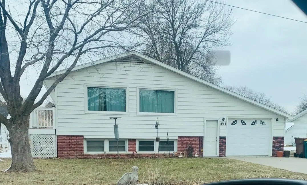 471 1st Avenue Sw, Glenville, MN 56036 - Image #1