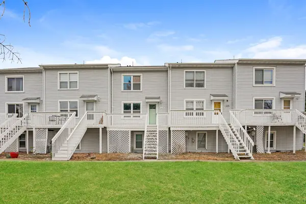 1630 Merrimac Lane N, Plymouth, MN 55447