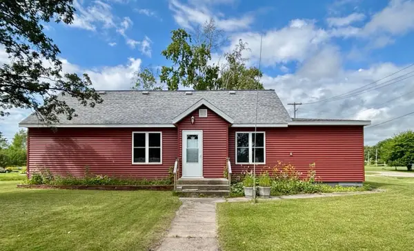 601 1st Street S, Karlstad, MN 56732