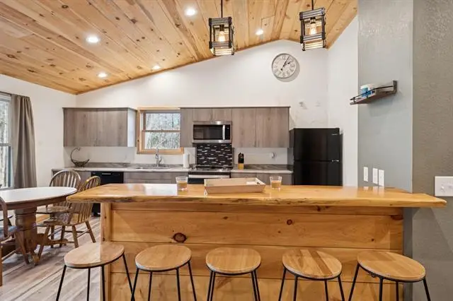 67863 Topside Road, Iron River, WI 54847 - Image #3