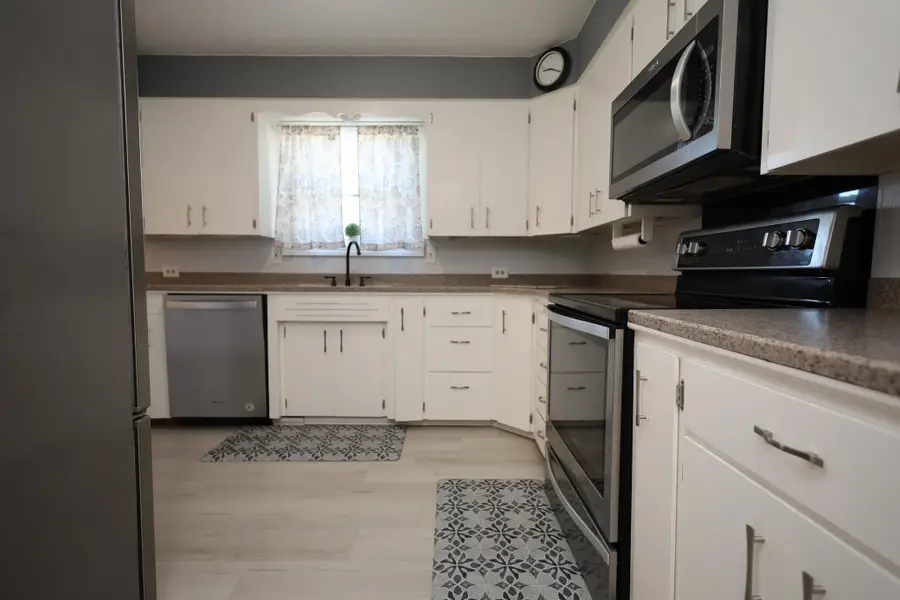 611 1st Avenue, Reynolds, ND 58275 - Image #3