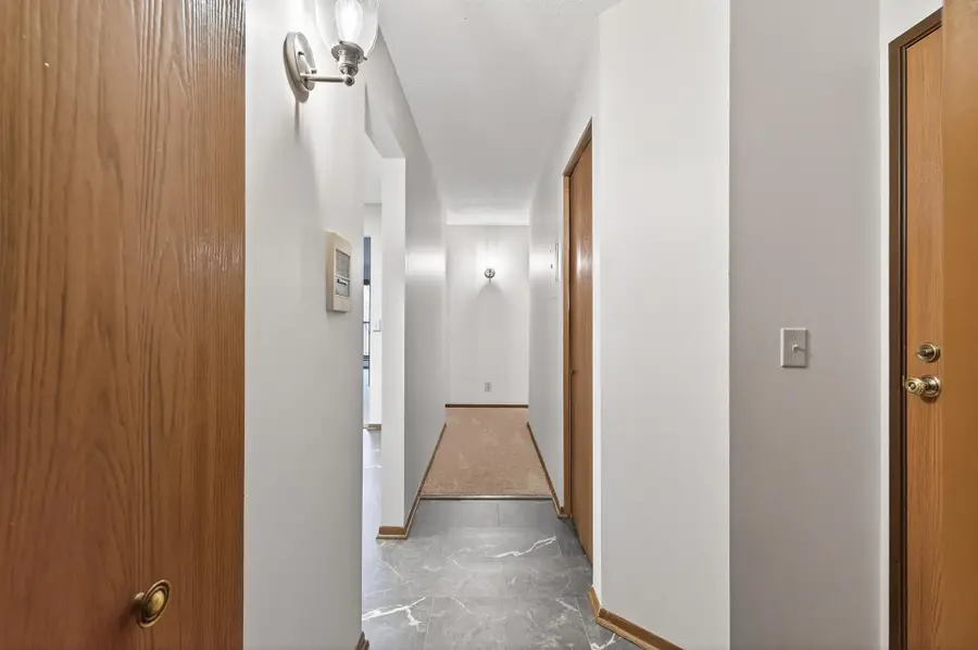 10441 Greenbrier Road #222, Minnetonka, MN 55305 - Image #3