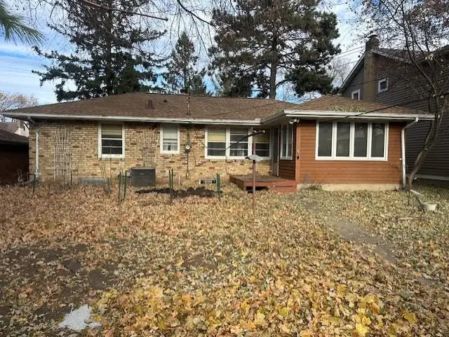 1606 Pinehurst Avenue, Saint Paul, MN 55116 - Image #2