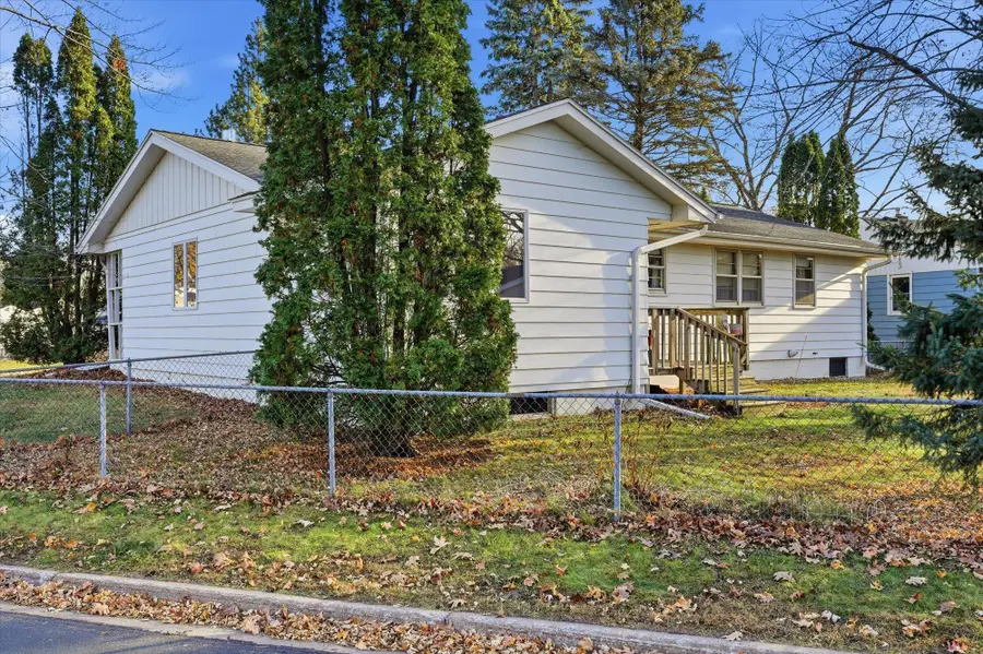 4857 Dillon Street, White Bear Lake, MN 55110 - Image #2