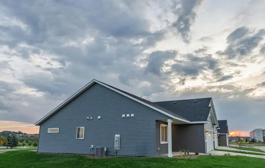 5507 Sundown Place Nw, Rochester, MN 55901 - Image #3