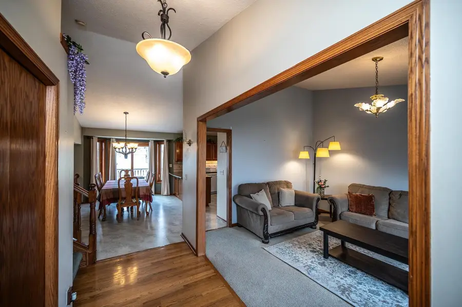 13632 Princeton Circle, Savage, MN 55378 - Image #3