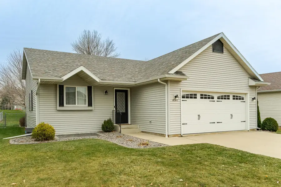 4147 Peregrine Lane Se, Rochester, MN 55904 - Image #2