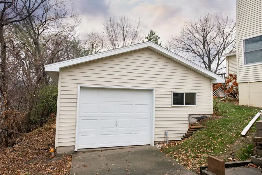 953 W Burns Valley Road, Winona, MN 55987 - Image #2