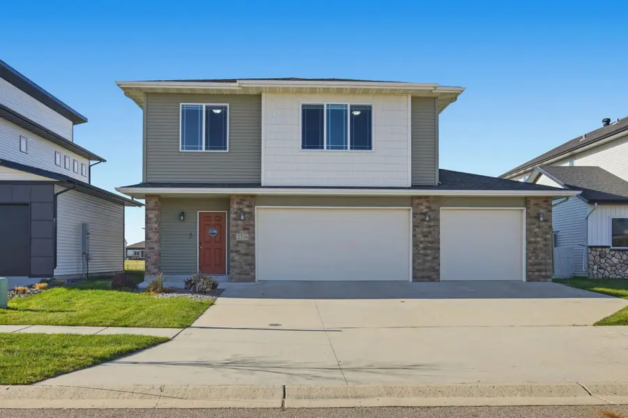 2216 10th Court W, West Fargo, ND 58078 - Image #2