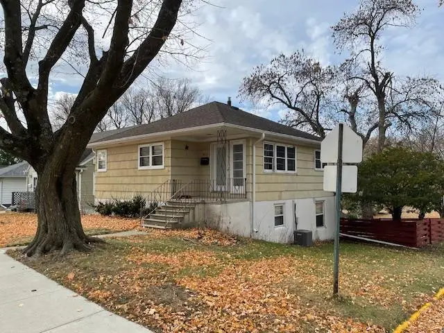 819 Pillsbury Avenue, Albert Lea, MN 56007 - Image #1