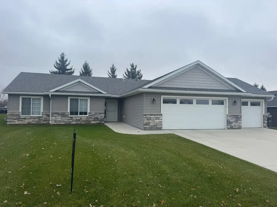 190 Highlands Circle, Zumbrota, MN 55992 - Image #3