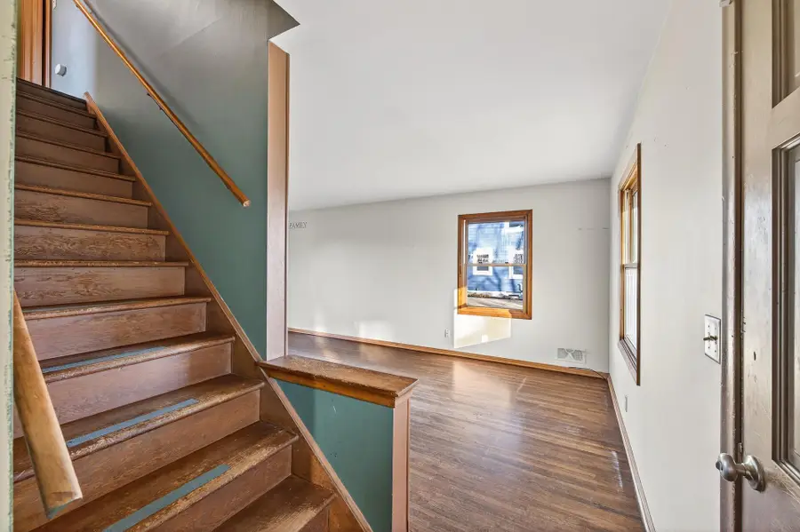 653 109th Avenue Nw, Coon Rapids, MN 55448 - Image #3