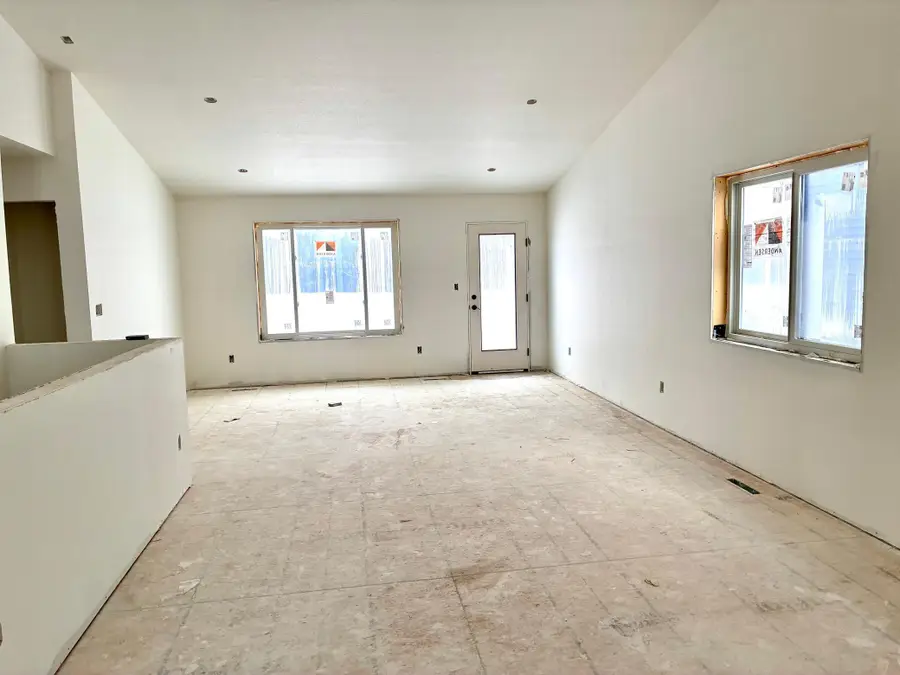 911 3rd Street, Wanamingo, MN 55983 - Image #2