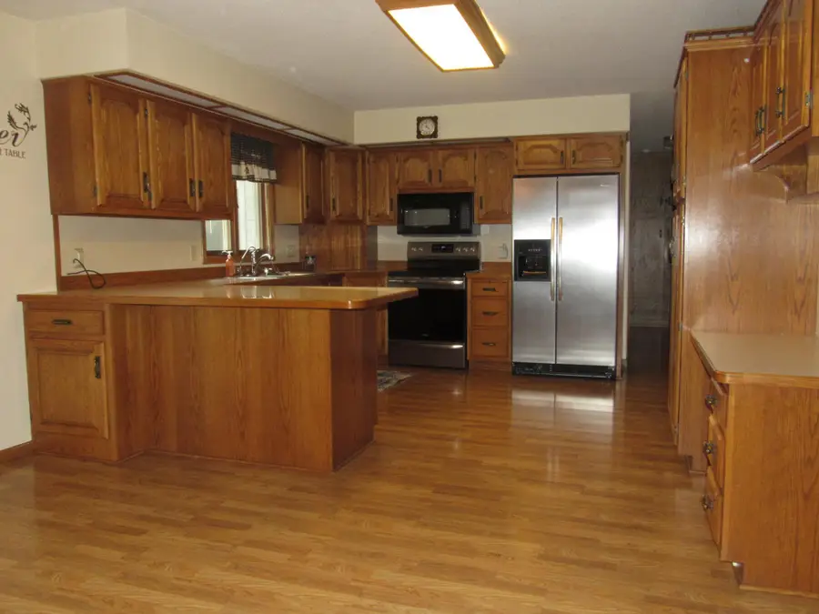 411 Front Street E, Fulda, MN 56131 - #2