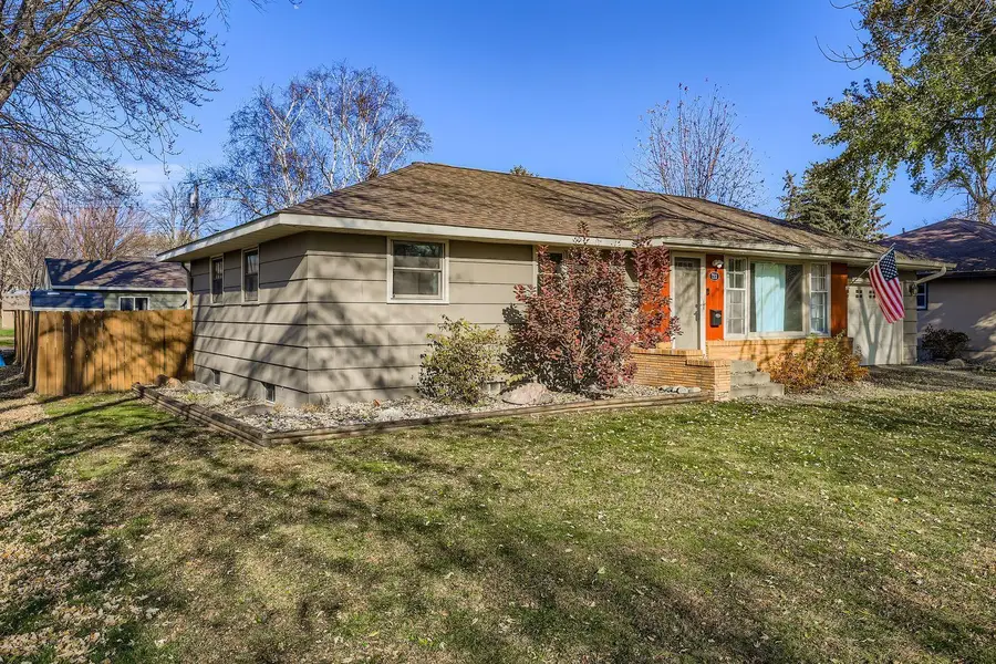 723 5th Avenue W, Shakopee, MN 55379 - Image #2