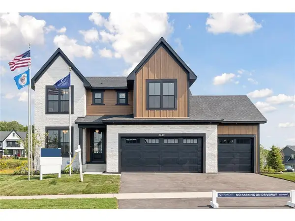 4672 Meadowview Lane, Minnetrista, MN 55331