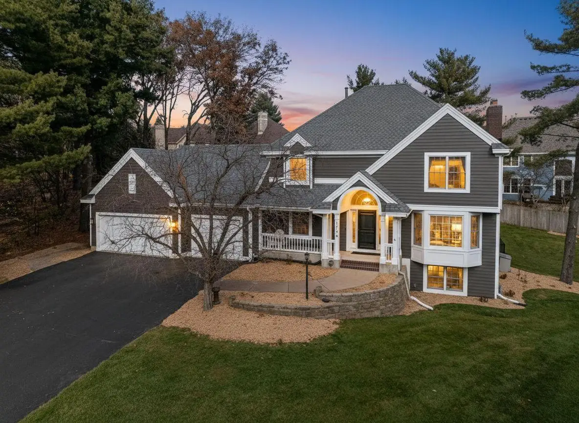 1746 Interlachen Bay, Woodbury, MN 55125 - Image #1