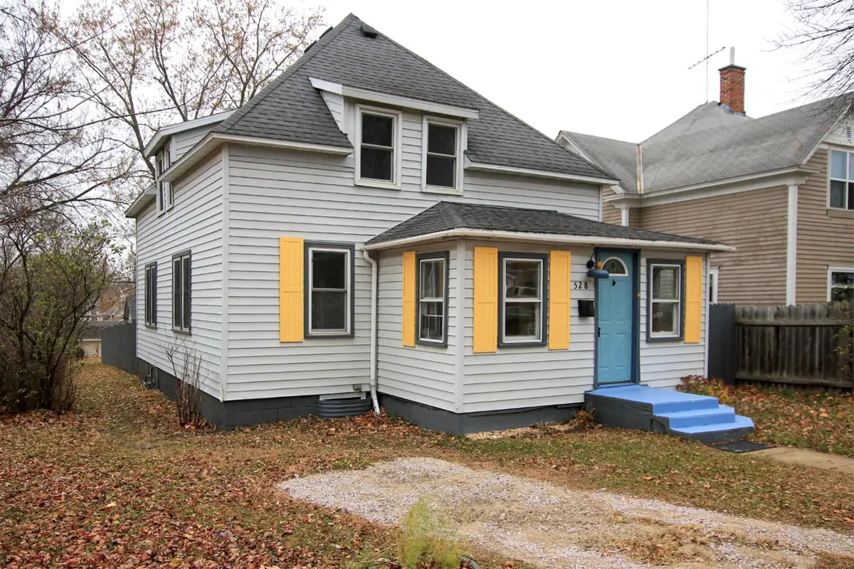 528 S Holcombe Avenue, Litchfield, MN 55355 - Image #1