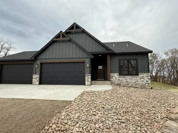 9015 Grace Lane N, Greenfield, MN 55357