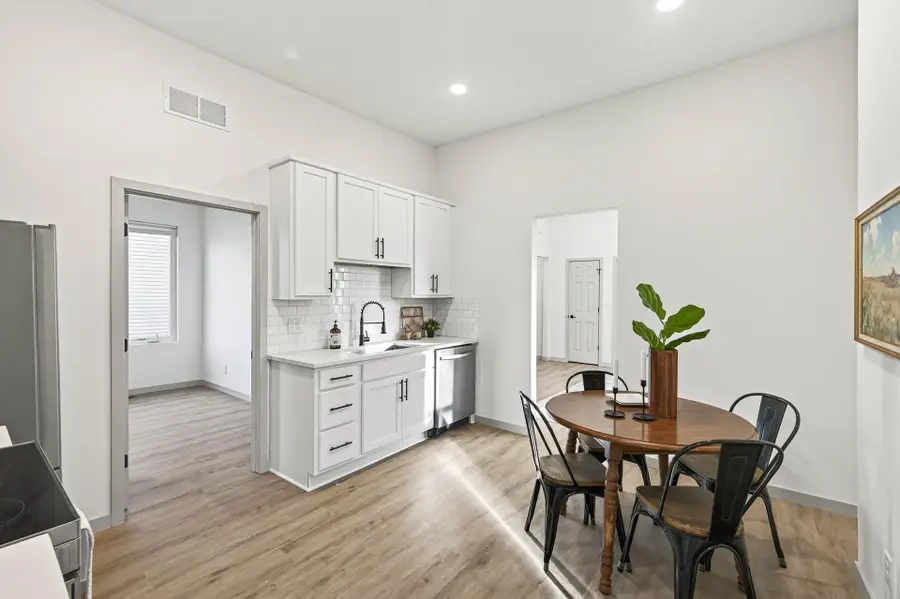 2113 Ilion Avenue N, Minneapolis, MN 55411 - Image #2