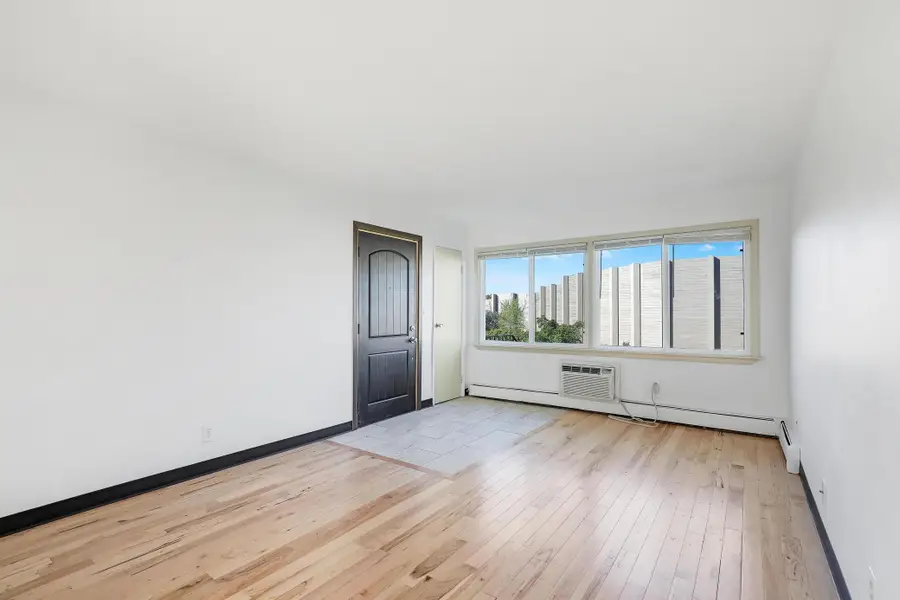 2072 Mississippi Street, Maplewood, MN 55117 - Image #3