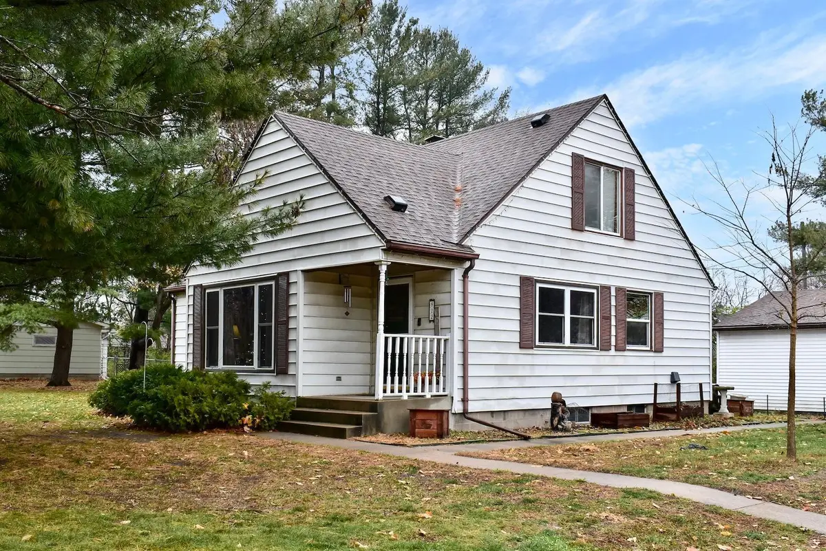 812 6th Street W, Wabasha, MN 55981 - Image #1