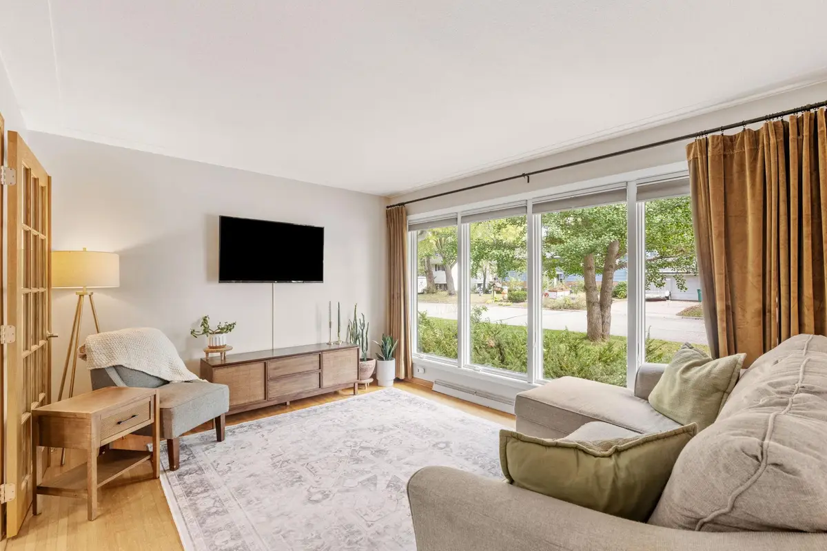 212 Birchwood Drive N, Stillwater, MN 55082 - Image #1