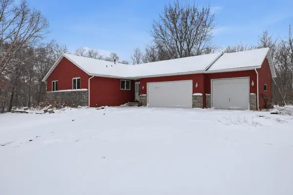9070 Viking Boulevard Nw, Nowthen, MN 55330