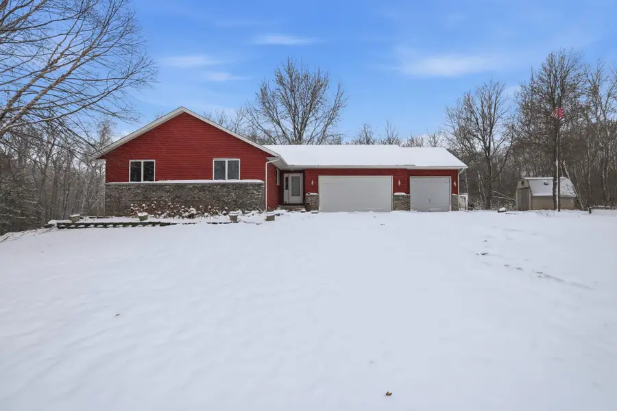 9070 Viking Boulevard Nw, Nowthen, MN 55330 - Image #2