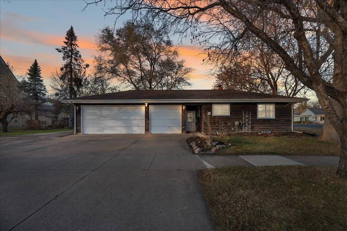 406 2nd Street N, Bayport, MN 55003 - Image #1