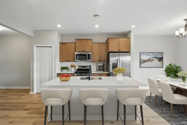 10318 Birchwood Circle, Victoria, MN 55318