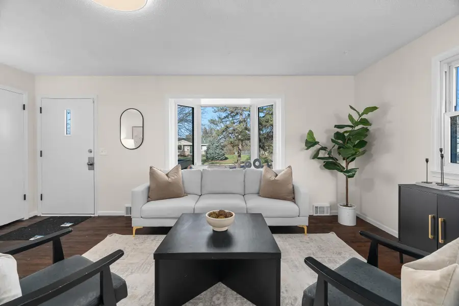 8317 67th Avenue N, Brooklyn Park, MN 55428 - Image #3