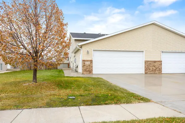 4758 Townsite Place S, Fargo, ND 58104