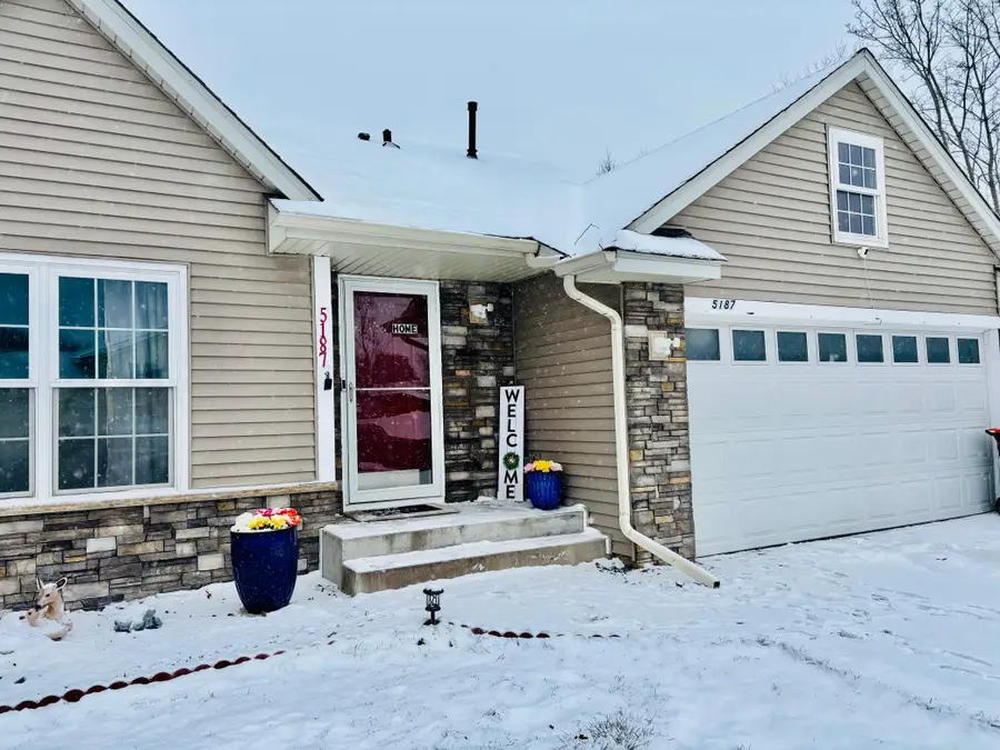 5187 Heath Avenue N, Oakdale, MN 55128 - Image #2