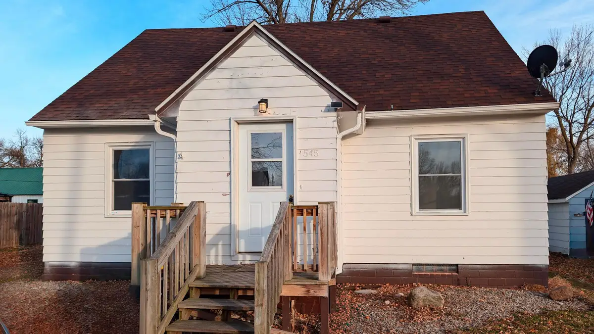 545 2nd Avenue Se, Wells, MN 56097 - Image #1