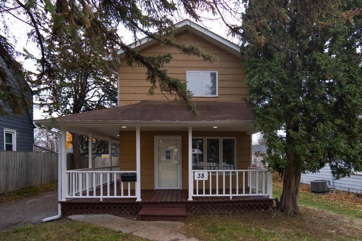 38 Winona Street W, Saint Paul, MN 55107 - Image #1