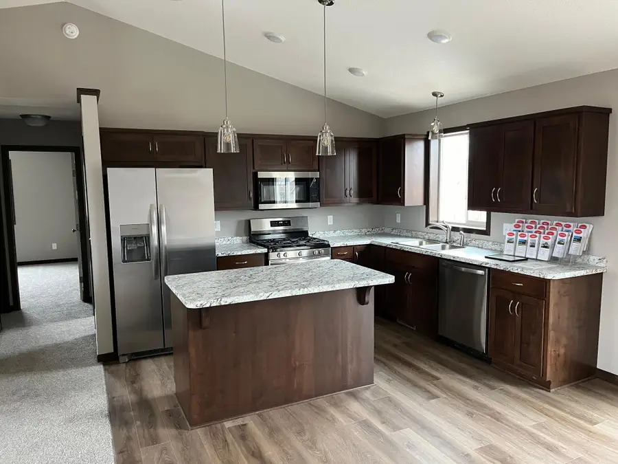 22836 Silver Avenue, Saint Augusta, MN 56301 - Image #2