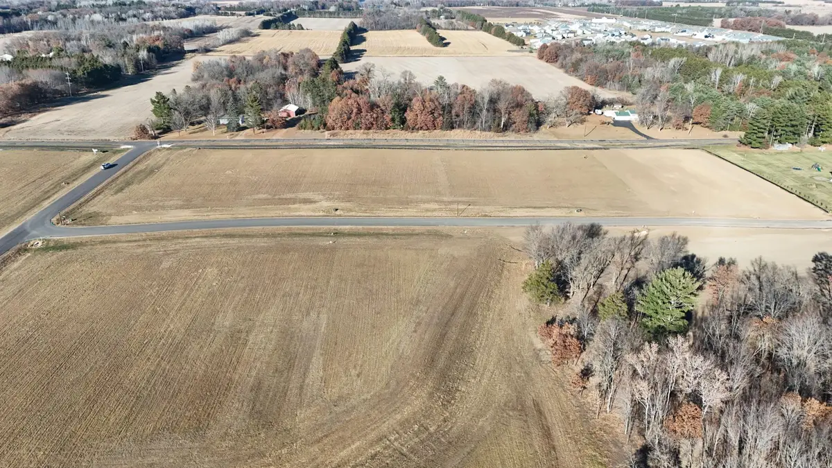 39014 Everton Avenue, North Branch, MN 55056 - Image #1