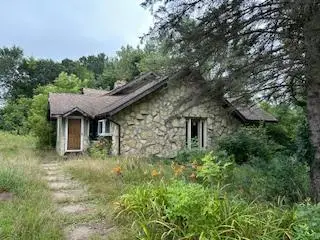 39183 Grand Avenue, North Branch, MN 55056