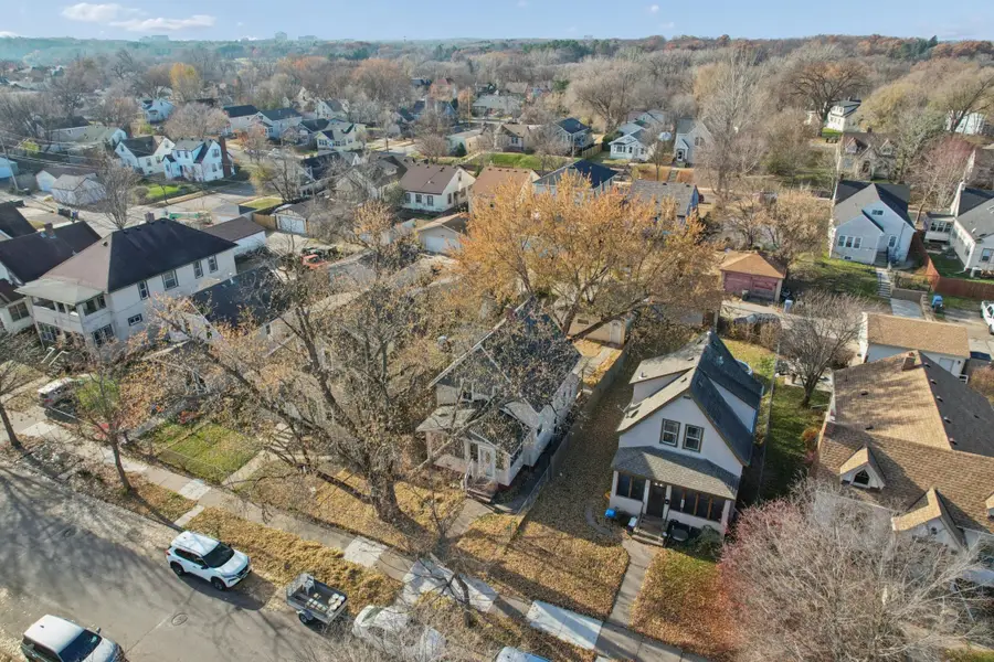 1423 Upton Avenue N, Minneapolis, MN 55411 - Image #2