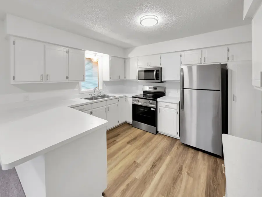 8232 Sumter Avenue N, Brooklyn Park, MN 55445 - Image #2