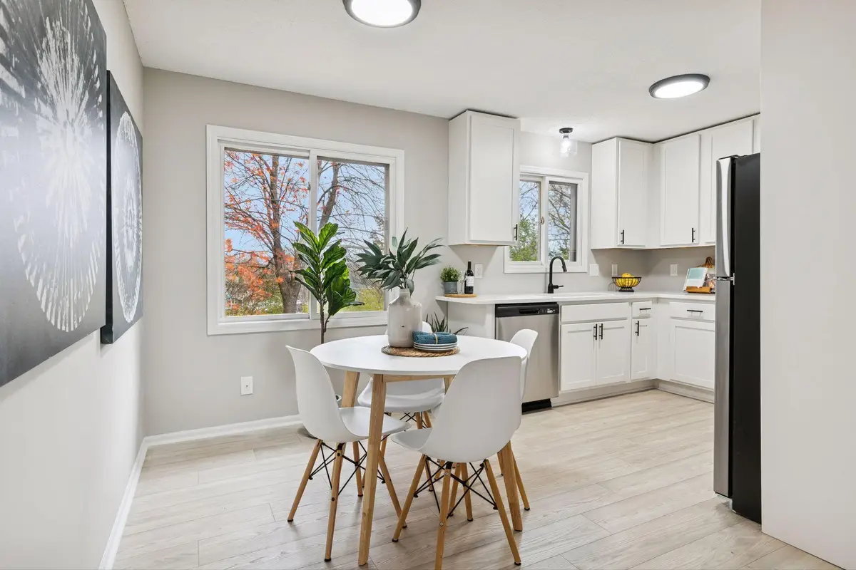 612 11th Avenue E, Shakopee, MN 55379 - Image #1